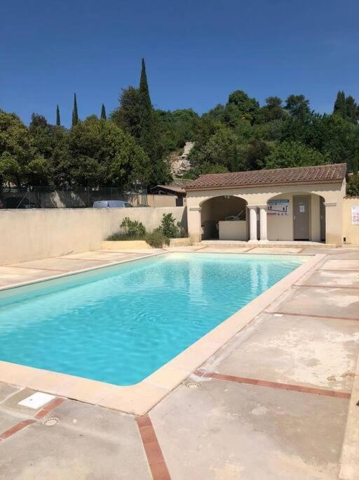 Le Provence Avec Piscine, Climatisation Et Parking Apartment Uzes Luaran gambar